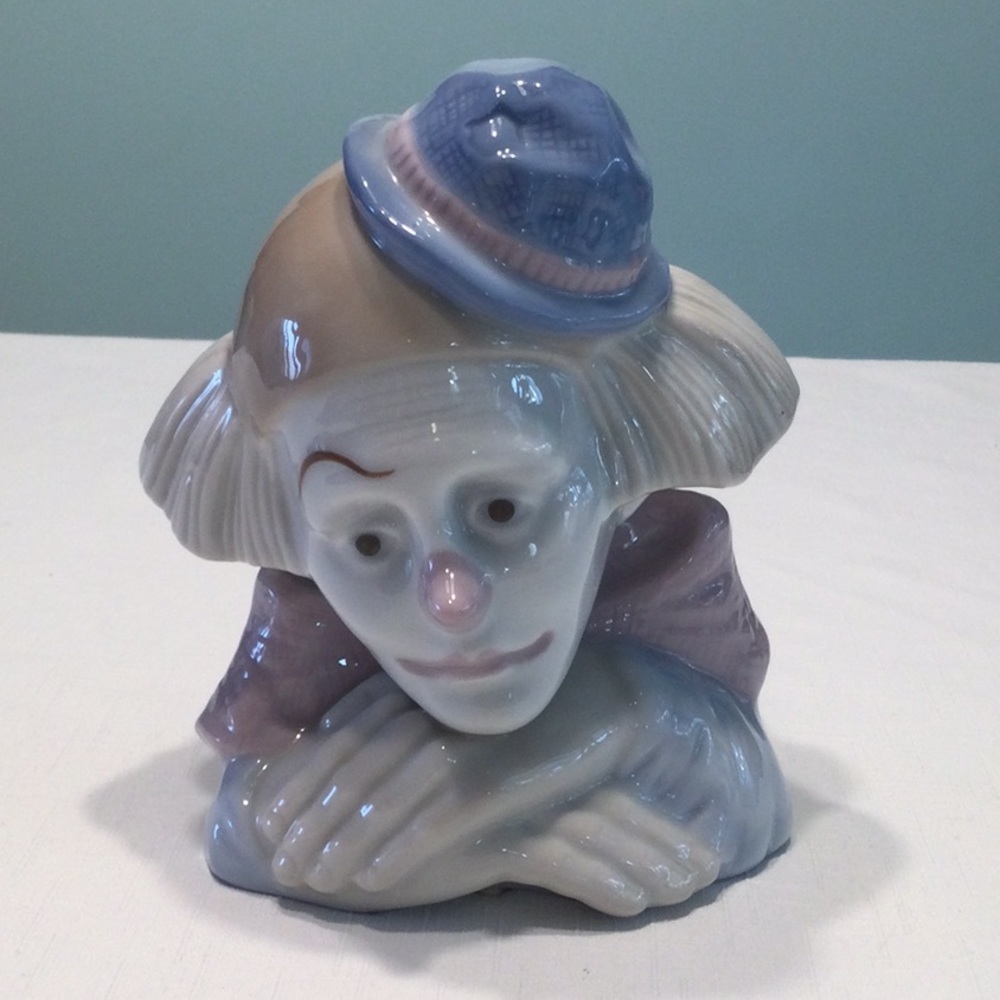 Clown Bust Figurine Pastel Solemn Expression